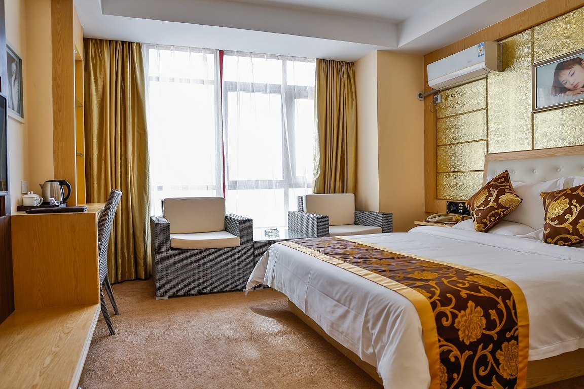 深圳市金色巴黎酒店(豪华单人间)