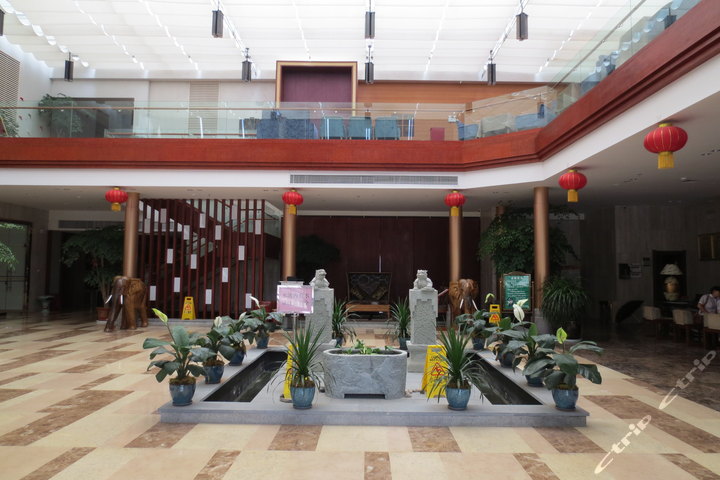丽江丽苑酒店-标准间(接机 拉市海往返用车)[含早]