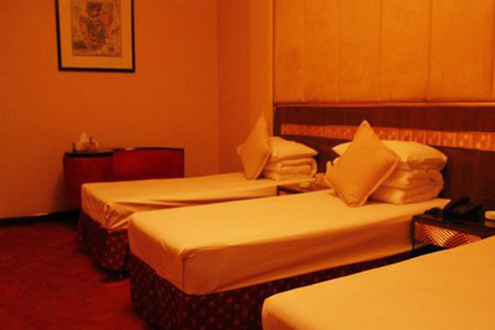 包头团购 酒店团购 经济型酒店团购 包头聚龙美食娱乐广场(市府西路店