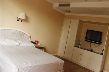 【昆都仑区】包头聚龙美食娱乐广场