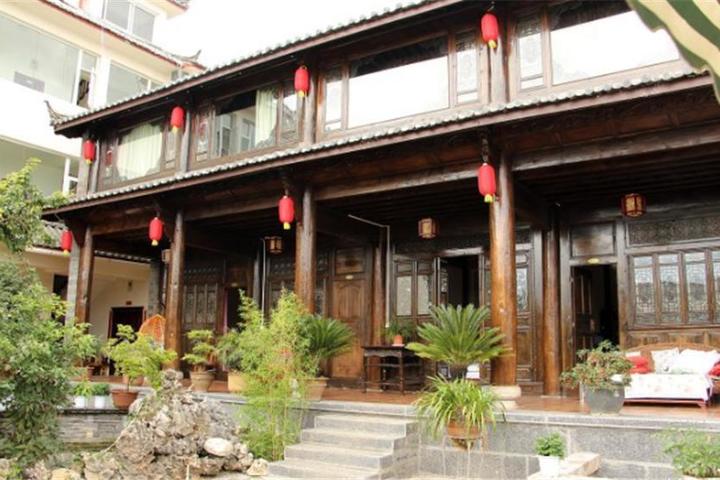 丽江束河木澜庭客栈