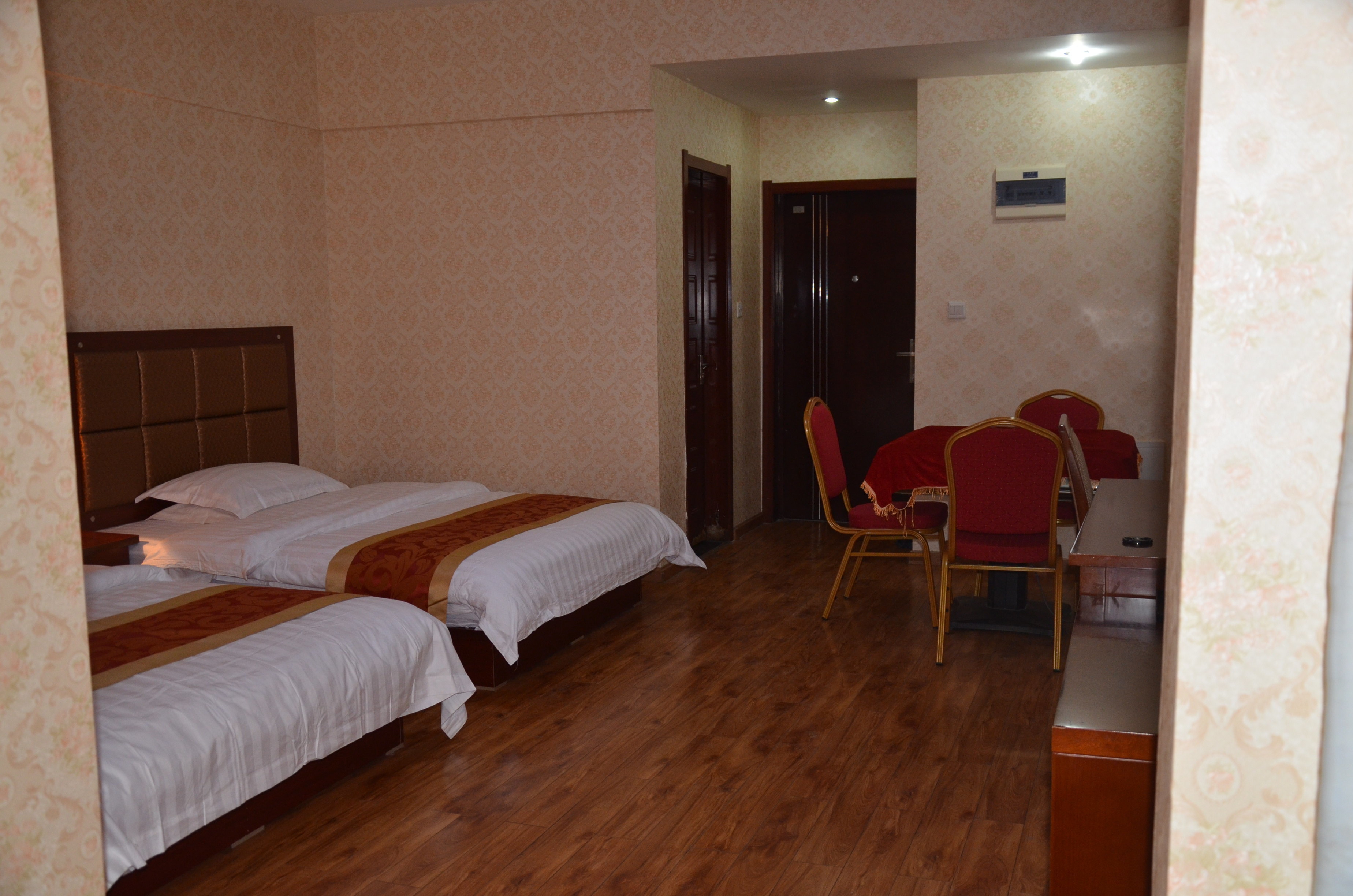 西安朗逸快捷酒店(麻将房)