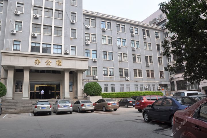 青岛北方宾馆(德国风情街店)-三人间(内宾)