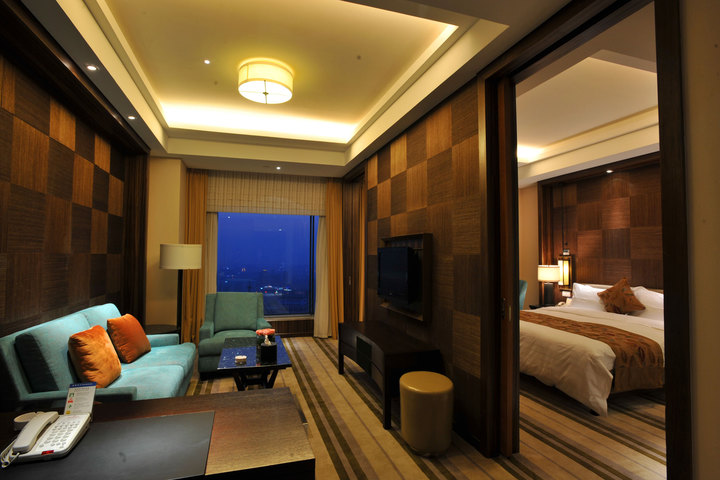 【南京商茂国际酒店团购】南京商茂国际酒店(行政豪华套间)团购