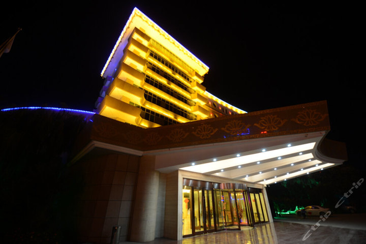 敦煌国际大酒店(精品标间)