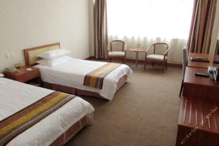 单县湖西宾馆(大床房/标准间)