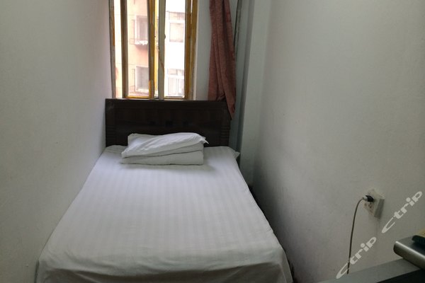 沈阳鑫鑫桥招待所(单人间)