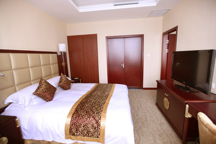 泰安泰山帝苑酒店