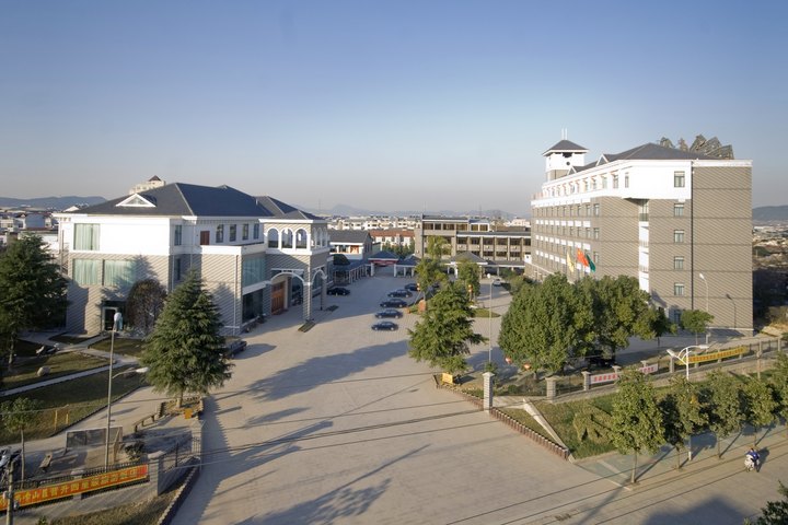 九华山西峰山庄