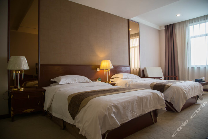 汉中国宾大酒店-普通标间(速达旅行社6小时确认)