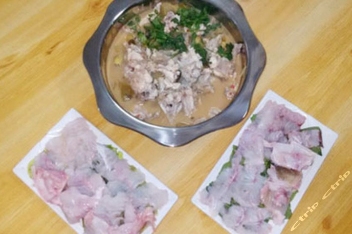 广东汕头金平区椰园30栋106号(长平路台湾冰匠后面)