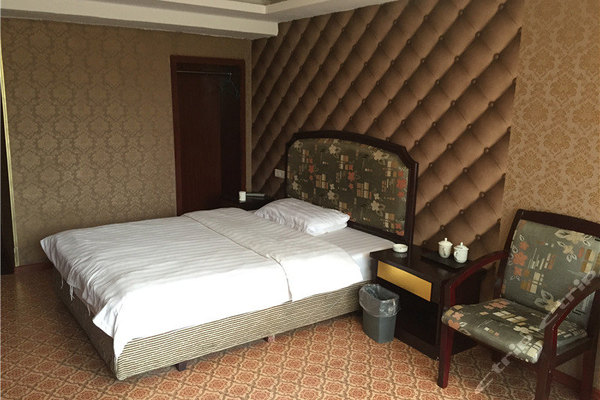 开县月坛宾馆-电脑单间