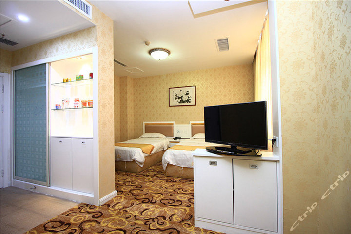 莒县日照祥云大酒店(豪华小套房/豪华家庭房)