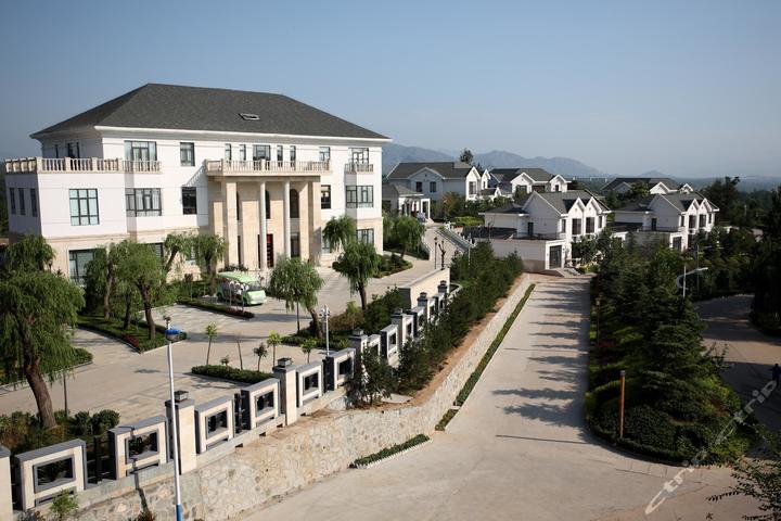 河北白鹿温泉酒店-豪华标准间