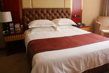 【开县】开县汉丰湖大酒店