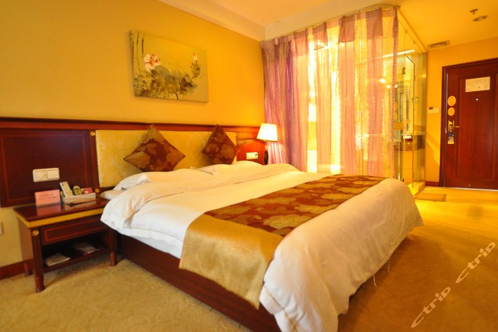 安宁皇阁酒店-商务单间