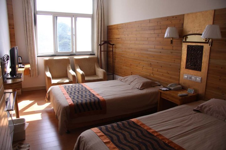 尊享黄山白云宾馆三星标准间1晚 免费wifi 更多优惠!