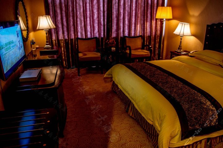 弥勒金鼎大酒店(大床房)