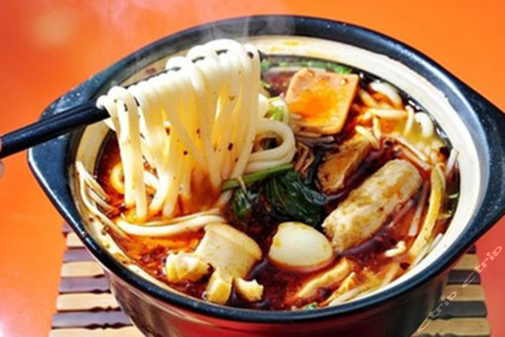 过桥米线黄焖鸡米饭(石榴街店)