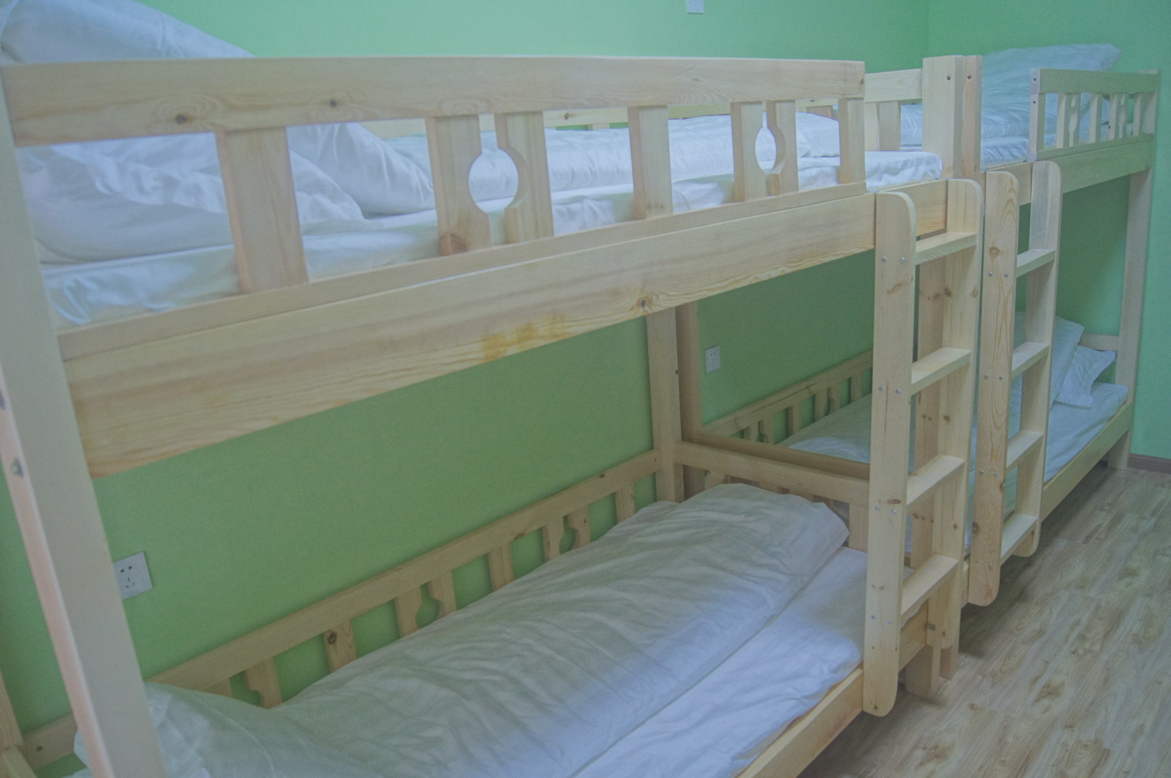 成都慢城青年旅舍(空调四人间1床位房)