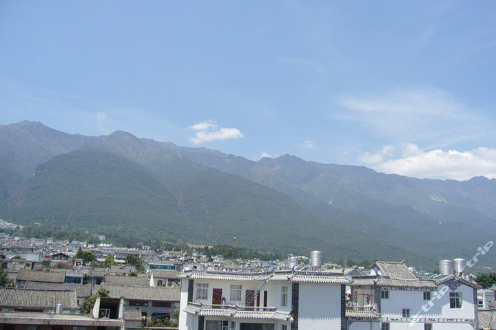 大理白夷人家客栈-精致大床间