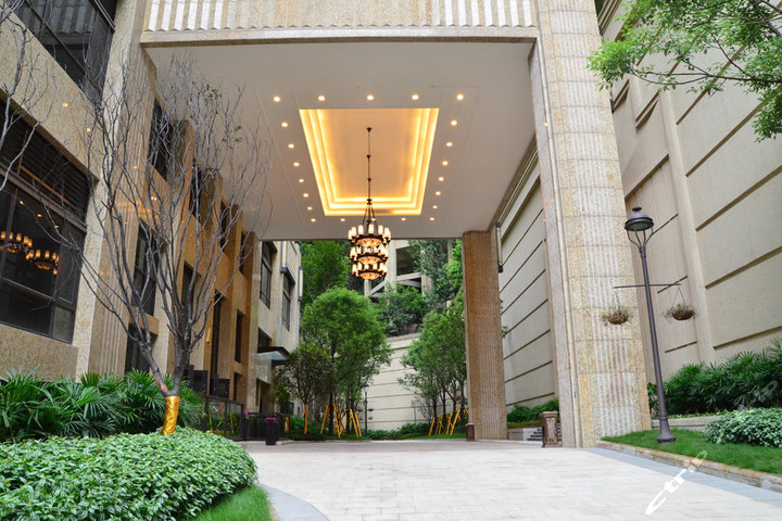 重庆途家斯维登服务公寓(协信公馆)-豪华