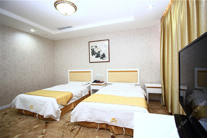 莒县日照祥云大酒店(豪华小套房/豪华家庭房)
