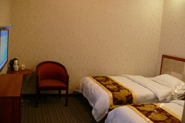 CghzgFVVjk2AFIRTAAoNkNQLD04669_600_400_s.jpg