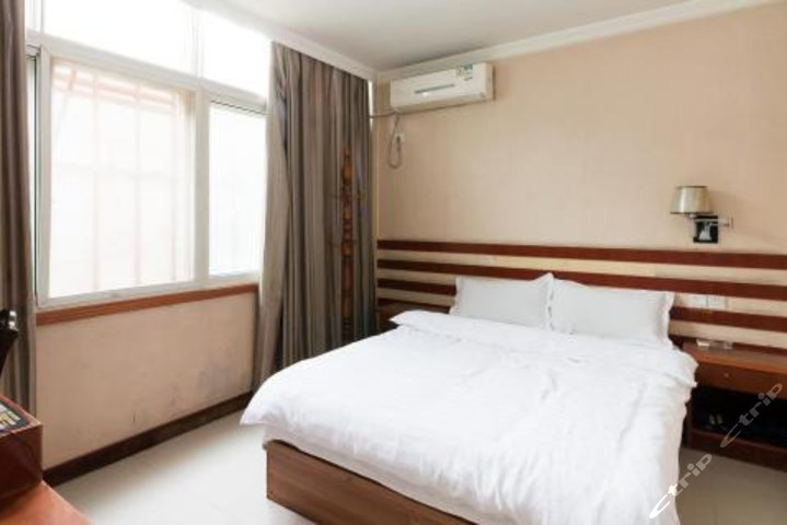 新乡卓越快捷酒店