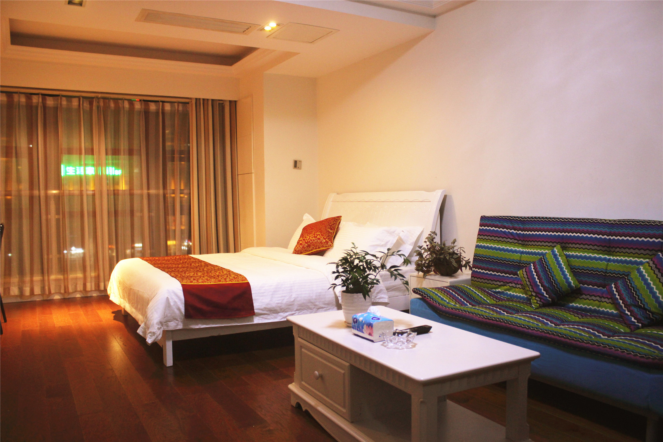 威廷酒店公寓(长沙壹号公馆店)(舒适大床房)