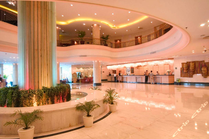 扬州京华维景酒店-豪华大床房