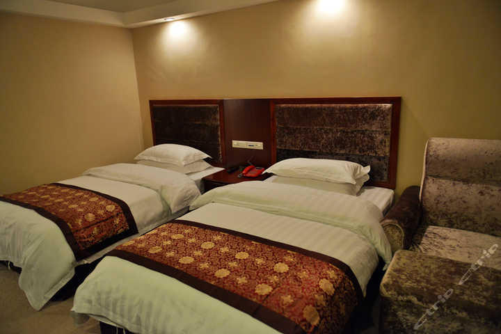 镇远景峰酒店-标间[含早]