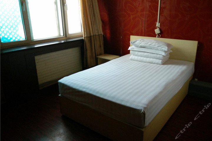 乌鲁木齐红阳宾馆(大床房)