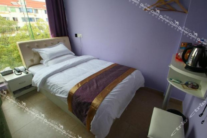 上海诺丽主题酒店