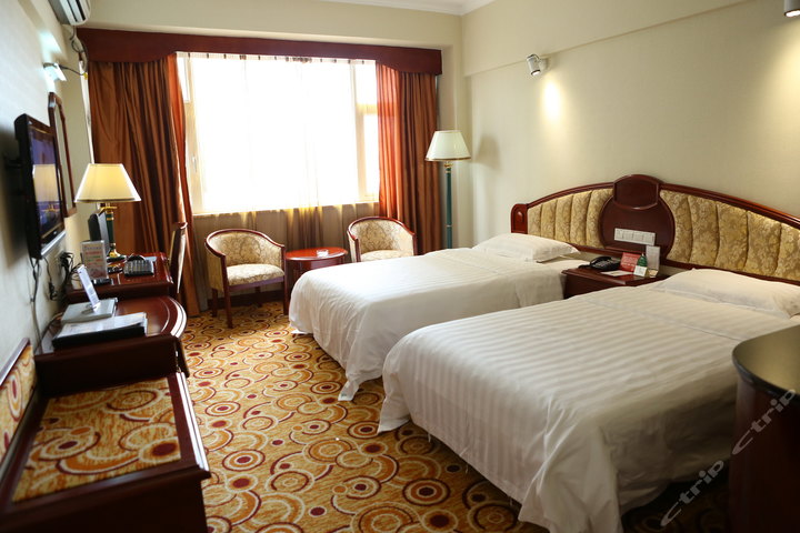 南宁银河大酒店-豪华商务电脑房(双床)