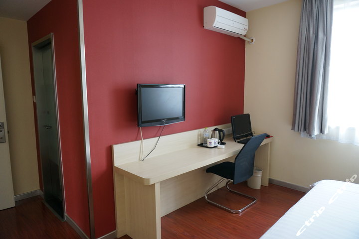 汉庭酒店(南京六合店)-高级大床房(内宾)(新春价)