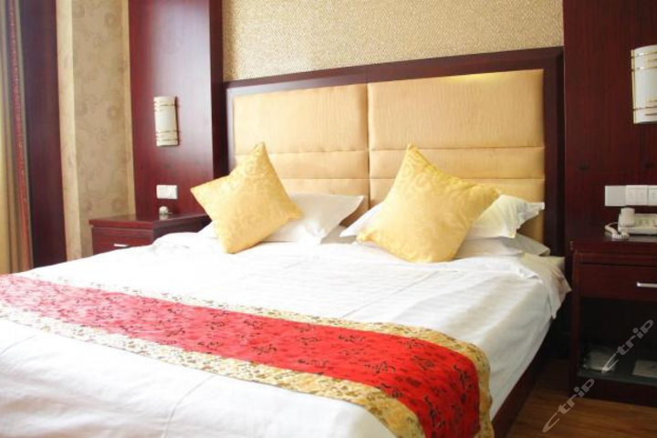 青岛鲁海丰大酒店