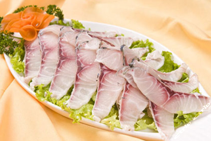 卫星牛羊鱼火锅店