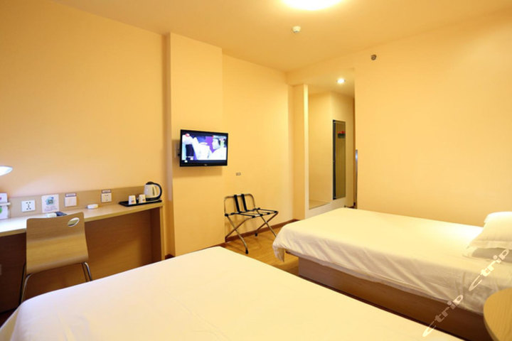 莫泰连锁酒店长沙火车站广场地铁站店