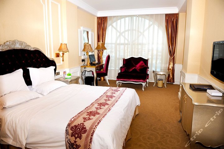 五华华侨酒店-行政套房(两房一厅)