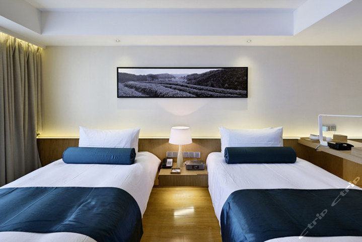 无锡舒隅酒店-经典双床房