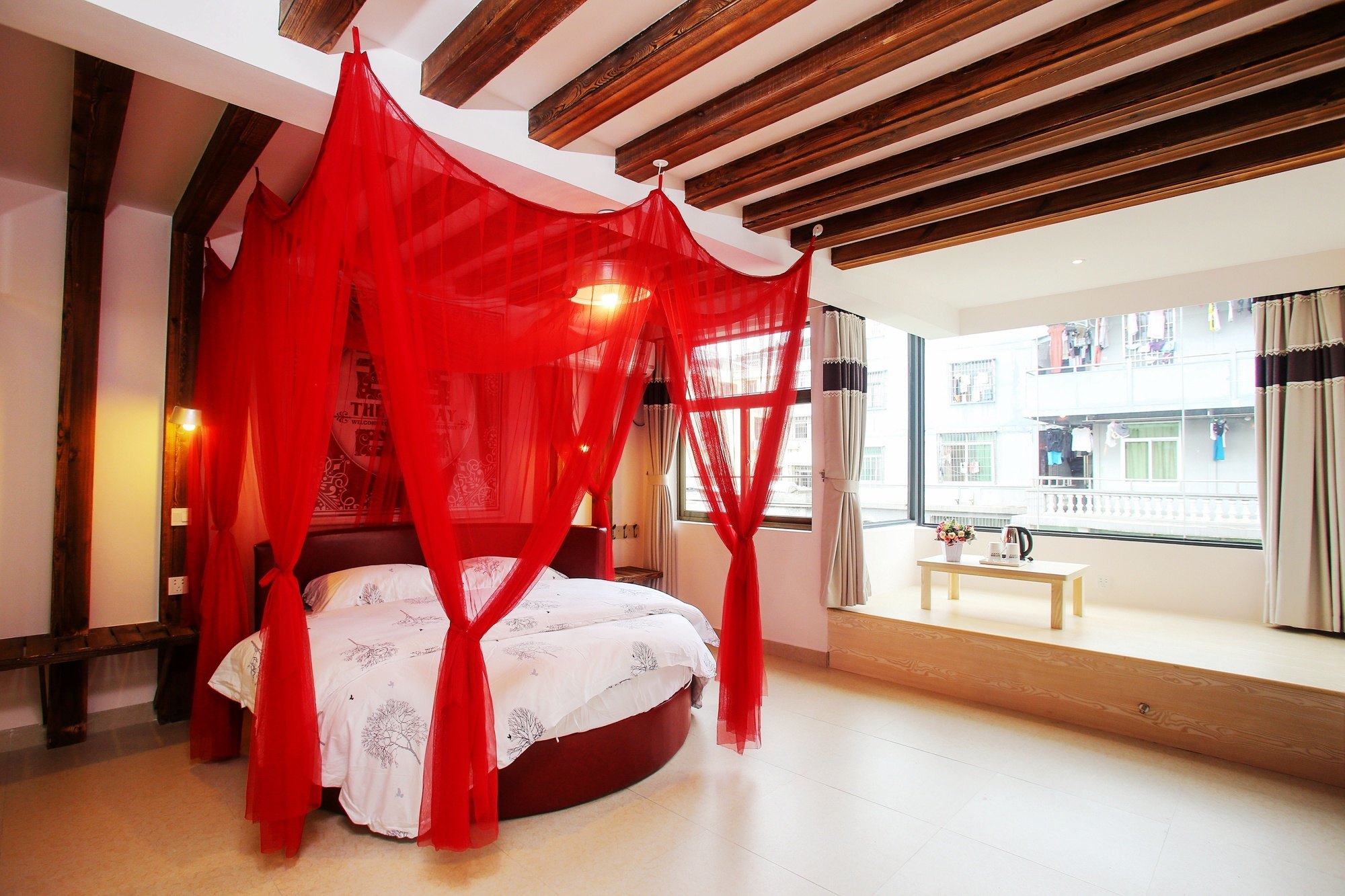 悠然绽放圆床房/花晨月夕双床房