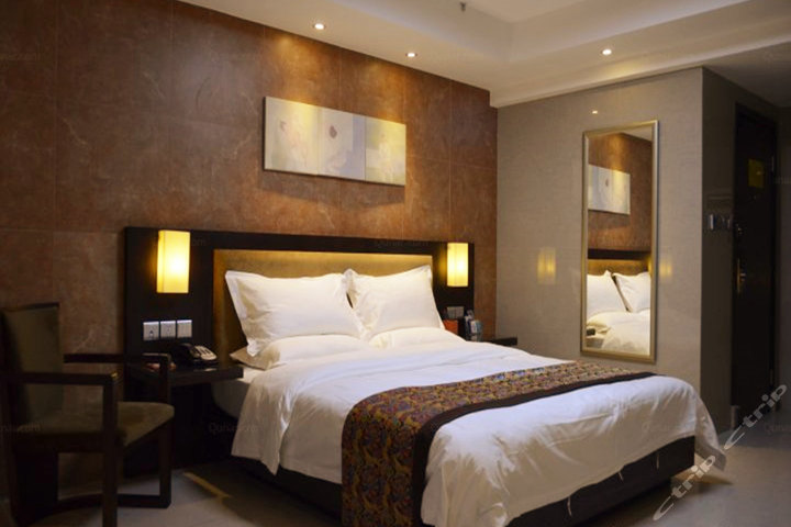 成都巨人树酒店