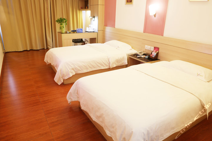 维斯酒店(泉州津淮分店)-标准双人房