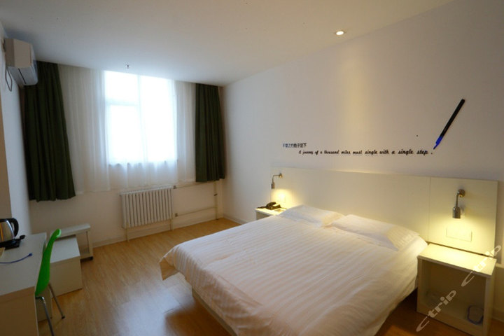 莫泰168(天津武清开发区店)-商务大床房(预付)