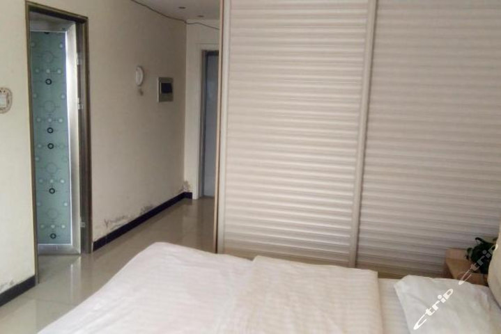 保定上院8号萱萱短租公寓