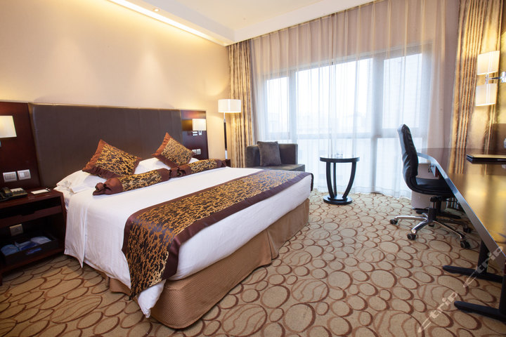 北京昆泰嘉禾酒店-豪华大床间(特惠)(双人入住)[双早]