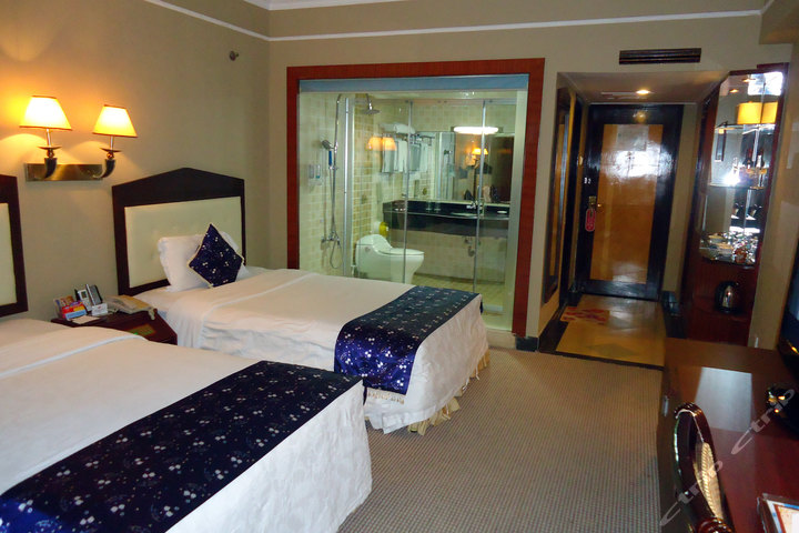 珠海聚龙酒店(会所)-豪华房(单/双)