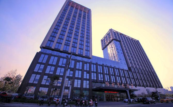 嘉兴泊金湾大酒店-景观大床房/商务标准间 自助晚餐   