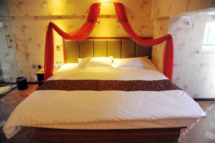 长春那忆年主题宾馆